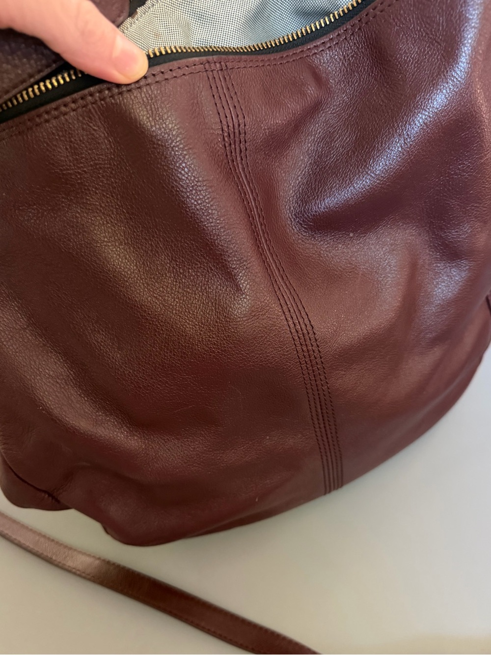 Fossil Leather Hobo Shoulder Bag - Burgundy with Gold Studs - Picture 3 of 10